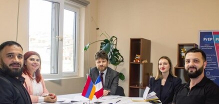 ՀՀ-ում Ֆրանսիայի դեսպանը հանդիպել է «Նոր սերունդ» ՀԿ-ի հետ և քննարկել ԼԳԲՏ+ անձանց իրավունքները