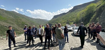 Չե՛նք բացելու. քաղաքացիները փակել են Բագրատաշենի անցակետ տանող ճանապարհը. ՈւՂԻՂ