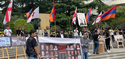 Վիրահայերը Թուրքիայի դեսպանատան մոտ պահանջատիրական ցույց են անցկացնում