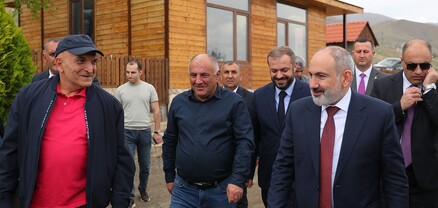 Ցեղակա՞ն են, թե՞ տեղական. Փաշինյանն այցելել է «Հակոբ Կարապետյան» ՍՊԸ-ի ֆերմային տնտեսություն