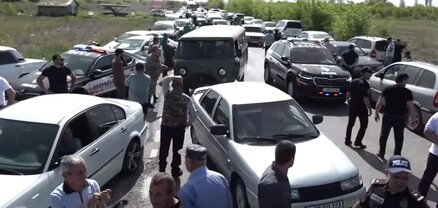 Բողոքի ակցիա. Արմավիր-Գյումրի միջպետական ճանապարհը փակ է. ՈւՂԻՂ