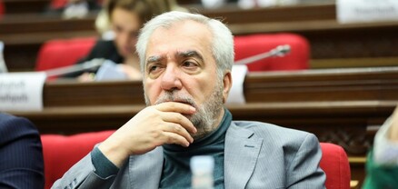 Անդրանիկ Քոչարյանը թշնամու թելն է թելում․1․5 մլն զոհերին հնարավոր չէ նույնականացնել
