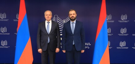 էկոնոմիկայի նախարարն ընդունել է Ռուսաստանի դեսպանին