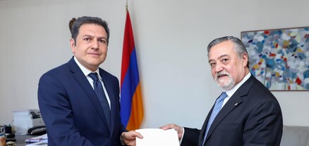 Արգենտինայի նորանշանակ դեսպանը հավատարմագրերի պատճենն է հանձնել ՀՀ ԱԳ նախարարի տեղակալին