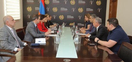Արդարադատության նախարարի տեղակալներն ընդունել են պատվավոր հյուպատոսներին