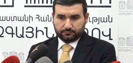Մայր Աթոռը կլինի՞ մի օր վեր կենա՝ կուսակրոնությունից խոսա, ոչ թե «ֆեյք նյուզ» տարածի. Վահագն Ալեքսանյան