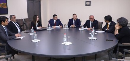 ԱԳՆ-ում հանդիպում է տեղի ունեցել հնդկական առաջատար ուղեղային կենտրոնի նախագահ Սամիր Սարանի հետ