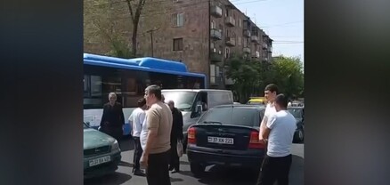 Չարբախում ճանապարհ են փակել