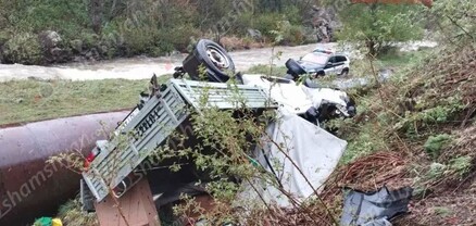 Վայոց ձորի մարզում «UAZ» բեռնատարը, մի քանի պտույտ գլորվելով, հայտնվել է ձորում. կա վիրավոր. shamshyan.com