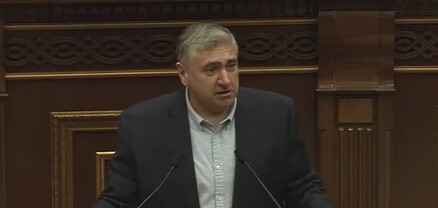 Հայաստանը ազատ անկման մեջ է դեպի բռնակալություն․ Արթուր Խաչատրյան
