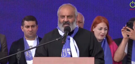 Հանրահավաքն ազդարարում է Սրբազան պայքարի 3-րդ վճռական փուլի մասին․ Բագրատ Սրբազան