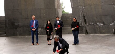 Բունդեսթագի անդամ Յոհան Զաթհոֆն այցելել է Հայոց ցեղասպանության հուշահամալիր
