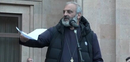 Ի վերջո, մորուքս 30 տարվա է, 6 տարվա չէ․ Բագրատ Սրբազան