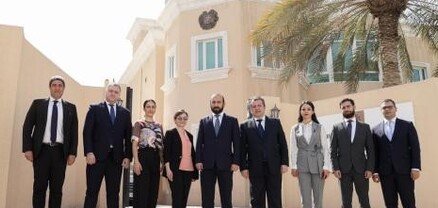 Արարատ Միրզոյանն աշխատանքային քննարկում է ունեցել Դոհայում ՀՀ դեսպանության անձնակազմի հետ