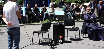 Մարդկանց վրա թքելը սխալ է, մեքենայի տակ գցելը սխալ է, սա քաղաքականության հետ ի՞նչ կապ ունի