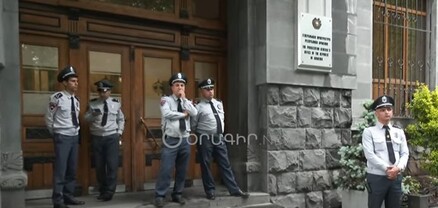 «Հայաքվե»-ի անդամների բողոքի ակցիան՝ Գլխավոր դատախազության մոտ․ ՈւՂԻՂ