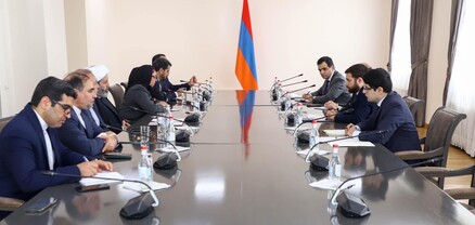 Վահան Կոստանյանը հանդիպել է Իրանի մշակույթի և իսլամական առաջնորդության նախարարի տեղակալի հետ