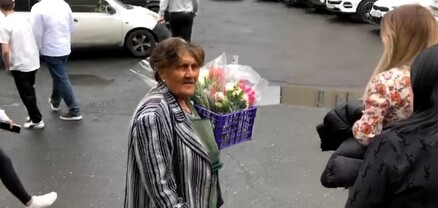 Ի՞նչ արժեն ծաղիկները Վերջին զանգի օրը․ ծաղկավաճառները դժգոհում են թանկացումից