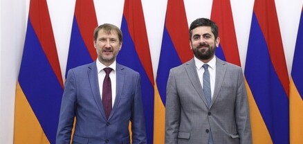 Սարգիս Խանդանյանը հանդիպել է Լատվիայի ԱԳՆ պետքարտուղարի տեղակալի հետ