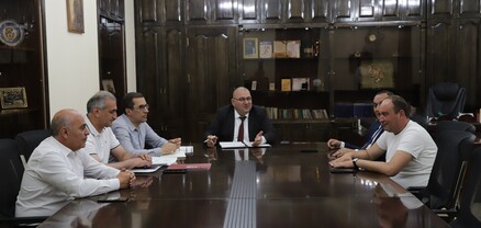 Շիրակի մարզպետն աշխատանքային խորհրդակցություն է անցկացրել