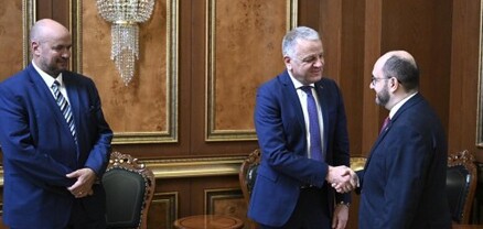 Արայիկ Հարությունյանը և Վասիլիս Մարագոսը քննարկել են Հայաստան-ԵՄ համագործակցությանը վերաբերող հարցեր