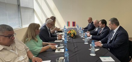Սուրեն Պապիկյանը հանդիպել է Բուլղարիայի պաշտպանության նախարարի հետ