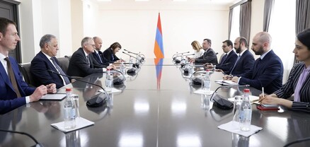 Արարատ Միրզոյանը և Միխայիլ Զիբերտը քննարկել են Հայաստան-ԵՄ գործընկերության հարցեր