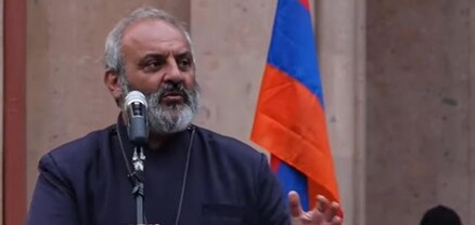 Սրբազան Հայրը որոշել է վերադասավորել Շարժումը