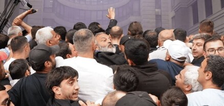 ԱԳՆ-ի մոտ բախումների 3 մասնակցի մեղադրանք է ներկայացվել, նրանցից երկուսը կալանավորվել են