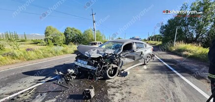 Արտաշավանում բախվել են «Nissan Altima»-ն ու «Ford Transit»-ը․ կան վիրավորներ․ shamshyan.com
