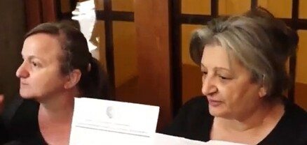 Ստո'ւմ ես, Վարդապետյան Աննա, ասում էիր՝ չի լինելու վերք, որ արնահոսի. սևազգեստ մայրերը կառավարության մոտ էին