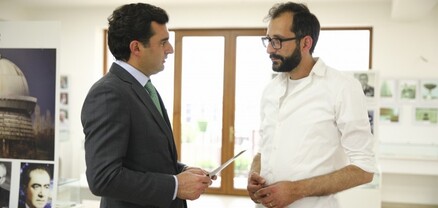 Հակոբ Արշակյանն ու Հակոբ Ասլանյանը ներկա են գտնվել «Հայասաթ-1»-ին նվիրված ցուցադրության բացմանը