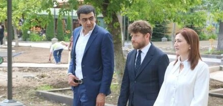 Առուշ Առուշանյանը ընդունել է Ֆրանսիայի դեսպան Օլիվյե Դեկոտինյին