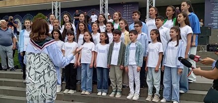 «Տա լույս» երգչախումբը ելույթ ունեցավ Գյումրու Թատերական հրապարակում