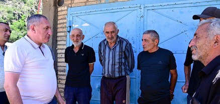 Լոռու մարզպետն այցեր է կատարում աղետի գոտու բնակավայրեր և հետևում կատարվող աշխատանքներին