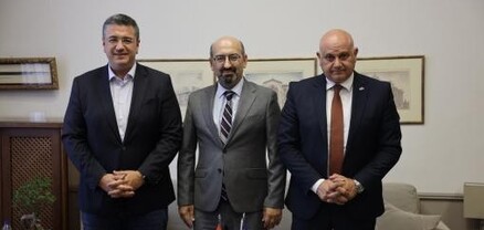 Տիգրան Մկրտչյանը հանդիպել է Կենտրոնական Մակեդոնիայի տարածաշրջանի կառավարիչ Ապոստոլոս Ձիձիկոստասի հետ