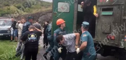 Աղստև գետը ողողել է Խաշթառակում գտնվող «Հեքիաթ» ճամբարի տարածքը․ 46 երեխայի, 4 ջոկատավարի և 5 աշխատակցի տեղափոխել են ապահով վայր. shamshyan.com