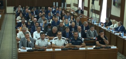 Մեծ պաստառներով զբոսաշրջային ավտոբուսներն ու միկրոավտոբուսները կհեռացվեն Երևանի փողոցներից