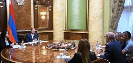 Արայիկ Հարությունյանն ընդունել է «ԱՅ ԷՖ Ի ԷՍ» կազմակերպության հայաստանյան գրասենյակի տնօրեն Ժերոմ Լեյրոյին