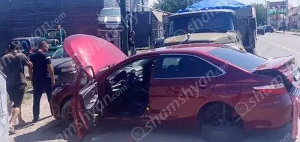Ավտովթար՝ Արարատի մարզում․ բախվել են «Toyota»-ն, «Ford»-ն ու «ԶԻԼ» բեռնատարը․ shamshyan.com