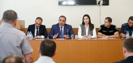 ՆԳ նախարարը Սյունիքի մարզում աշխատանքային խորհրդակցություններ է անցկացրել