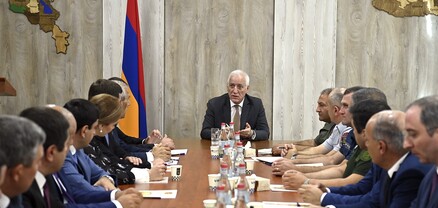 Վահագն Խաչատուրյանի գլխավորությամբ Արմավիրի մարզպետարանում տեղի է ունեցել աշխատանքային խորհրդակցություն