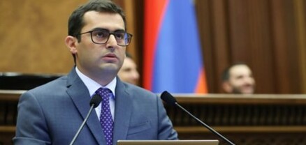 Հակոբ Արշակյանը մեկնում է ԱՄՆ