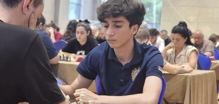 ՖԻԴԵ-ի վարպետ Էրիկ Գասպարյանը դարձավ միջազգային կայծակնային շախմատի մրցաշարի հաղթող