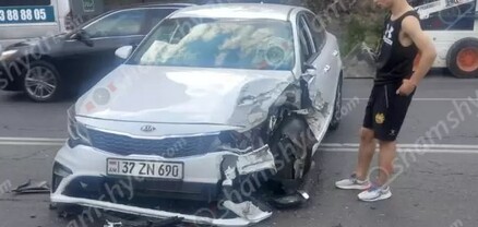 Ավանում բախվել են «Kia»-ն ու «Ford Transit»-ը․ «Kia»-ն մասամբ փակել է ճանապարհը․ shamshyan.com