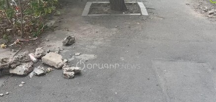 Շենքի քիվը պոկվել է, քարերը թափվում են մայթին. քաղաքապետարանը 8 օր է` չի վերացնում խնդիրը