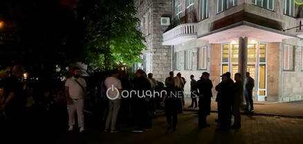Գիշերը կմնանք այստեղ, պետք է Աբազյանի հետ հանդիպենք. անհետ կորածների և գերեվարվածների ծնողներ