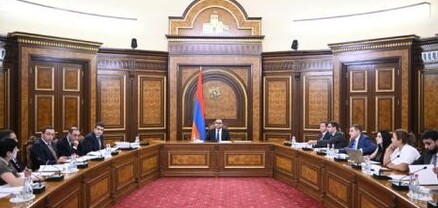 Փոխվարչապետի գլխավորությամբ կայացել է սուբվենցիոն հայտերի գնահատման հանձնաժողովի հերթական նիստը