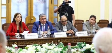Մի խումբ ընդդիմադիր պատգամավորներ հանդիպել են ԱՄՆ սենատոր Ռոջեր Ուիքերի գլխավորած պատվիրակության հետ