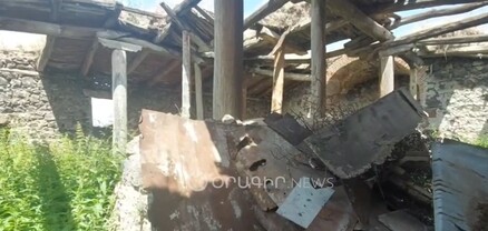 Լիճքի հինավուրց եկեղեցու քարերն ընկնում են մարդկանց ու մեքենաների վրա